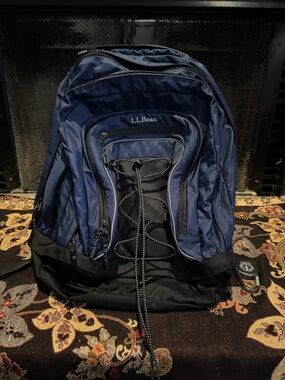 L.L. Bean Men's Navy and Black Everyday Backpack